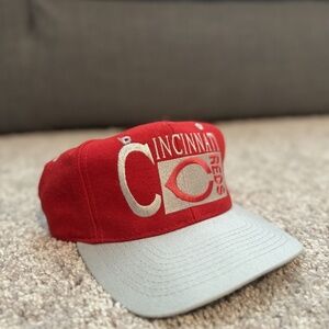 Vintage Cincinnati Reds Snapback